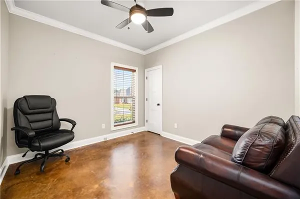 $379,000 | 313 St Landry Drive, Pineville, LA 71360