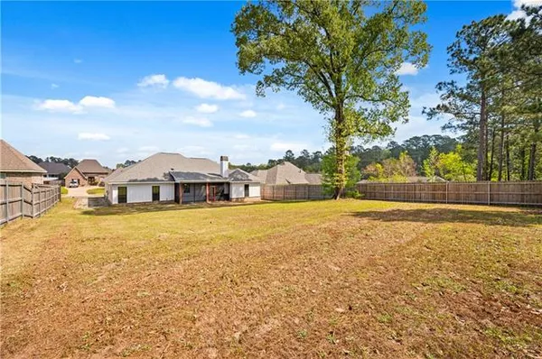 $379,000 | 313 St Landry Drive, Pineville, LA 71360