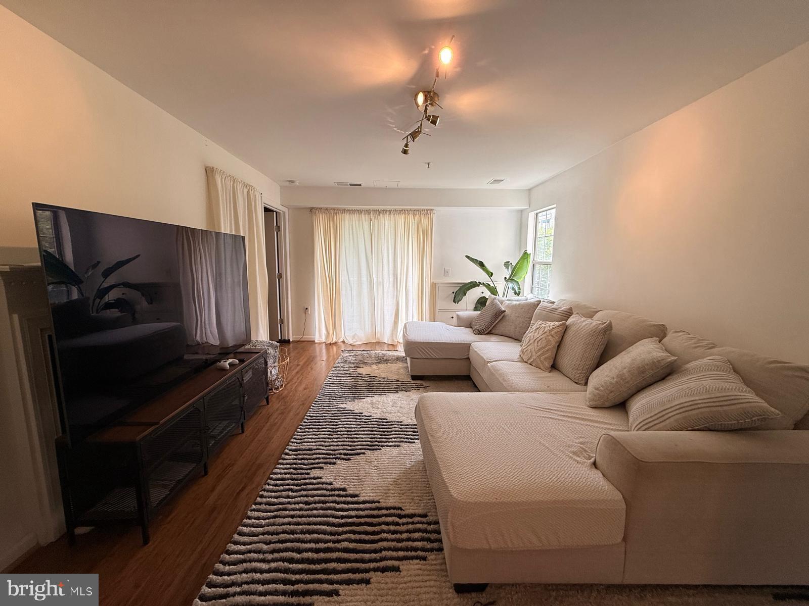 1043 Gardenview Loop, Unit 203 Woodbridge, VA 22191 - Photo 26 of 56