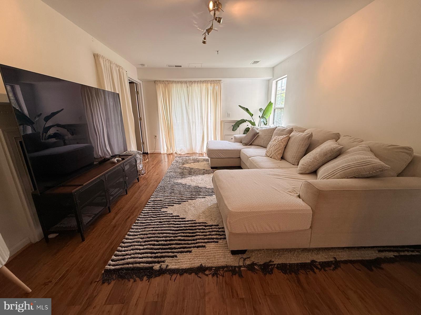 1043 Gardenview Loop, Unit 203 Woodbridge, VA 22191 - Photo 27 of 56