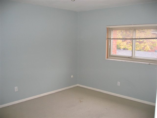 868 North Adams Road Birmingham, MI 48009 - Photo 6 of 6 31033178-5.JPG