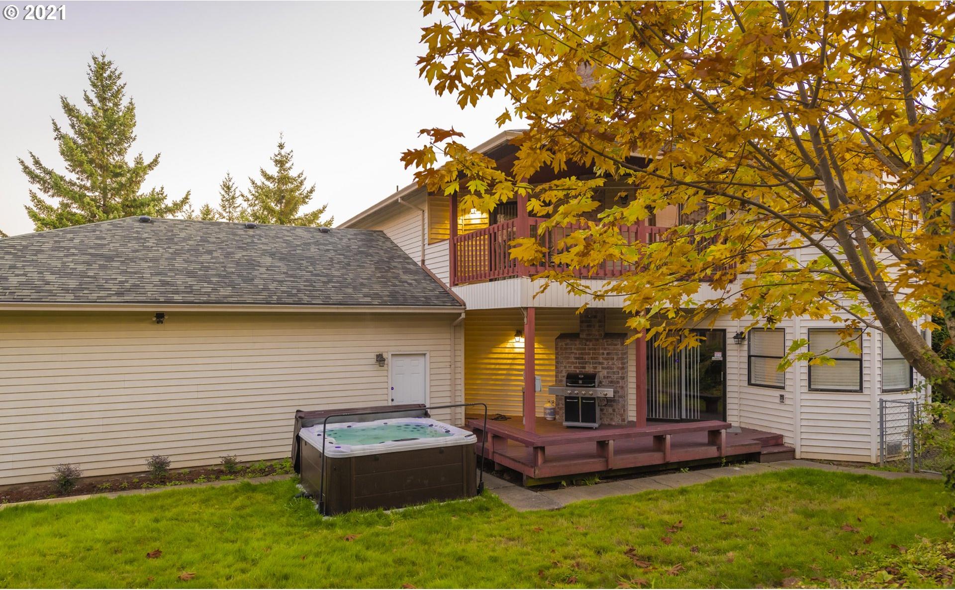 16121 Northeast San Rafael Street Portland, OR 97230 - Photo 29 of 32 Gallery Image 29
