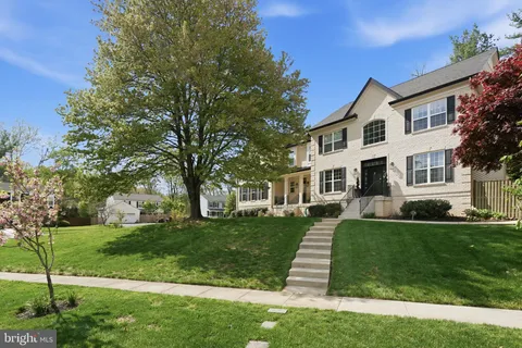 $1,795,000 | 11801 Dinwiddie Drive, Rockville, MD 20852