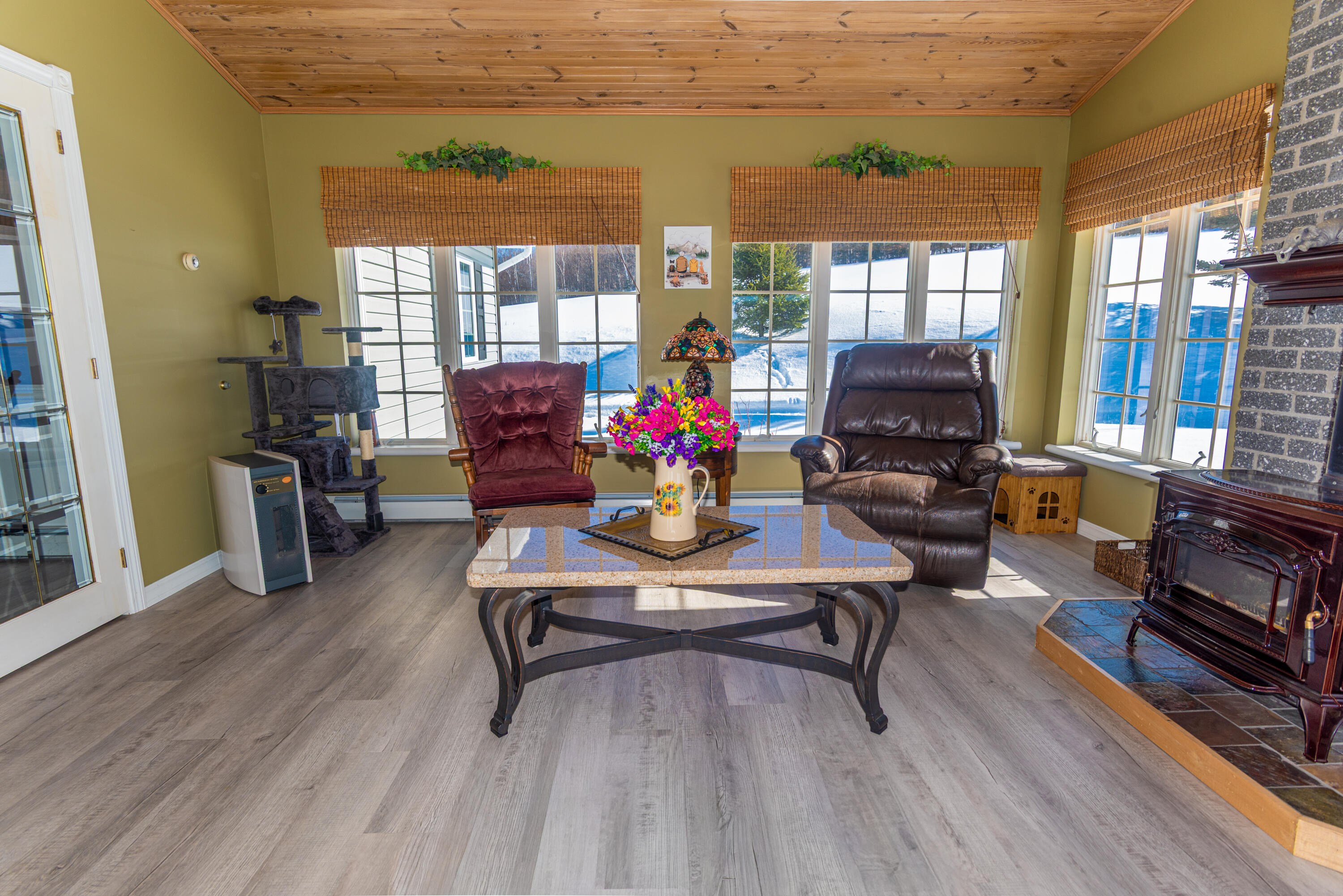 222 Gagnon Road Madawaska, ME 04756 - Photo 28 of 57 Sunroom