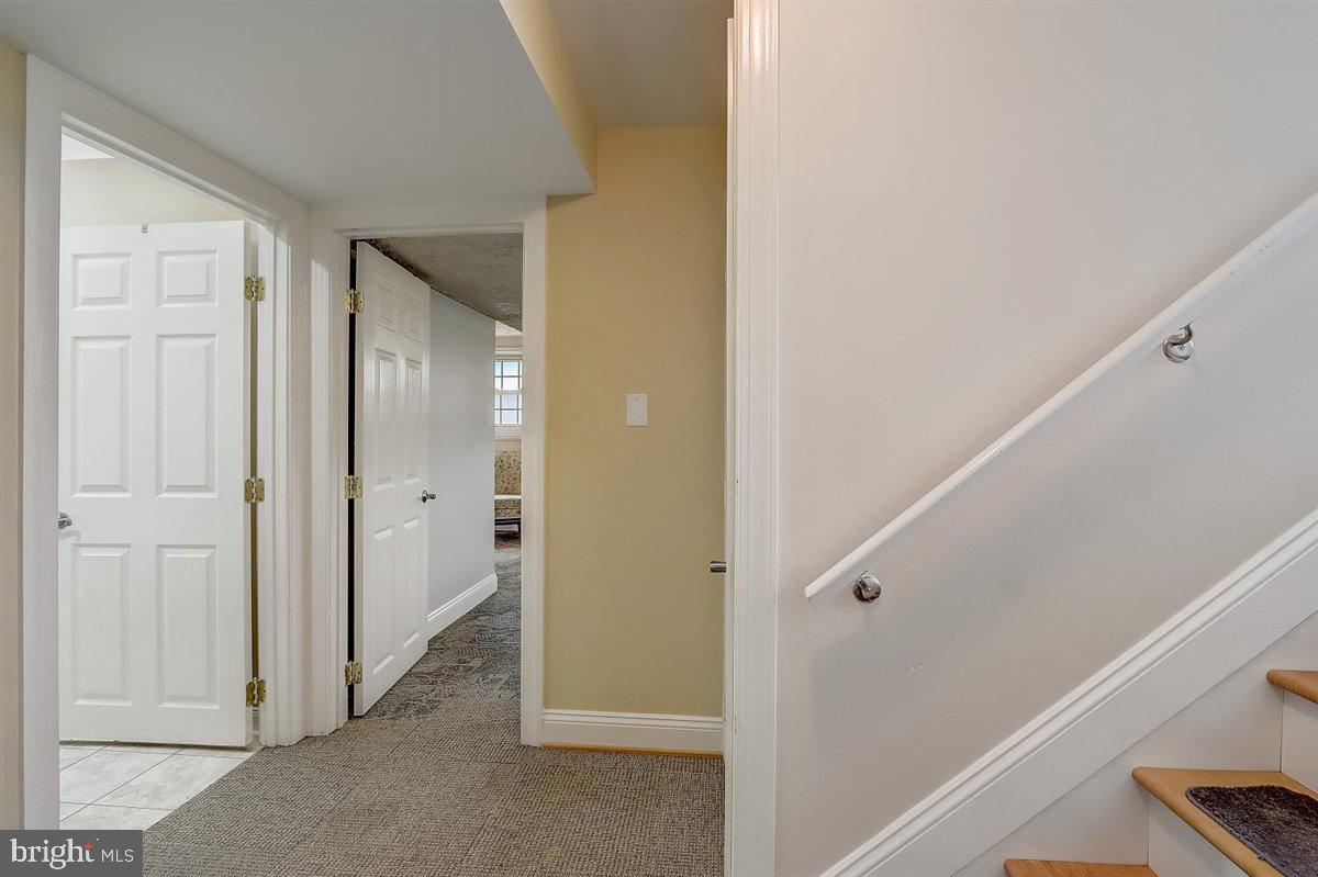 8705 Valleyfield Road Lutherville-Timonium, MD 21093 - Photo 8 of 48 Gallery Image 8