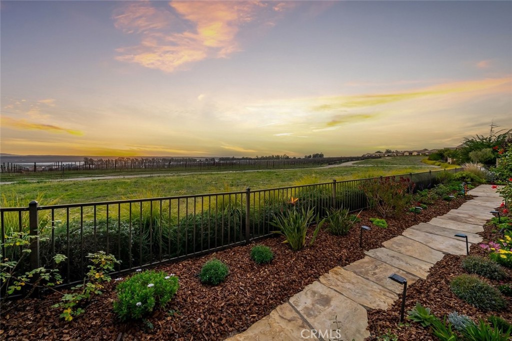 1590 Eucalyptus Road Nipomo, CA 93444 - Photo 19 of 75