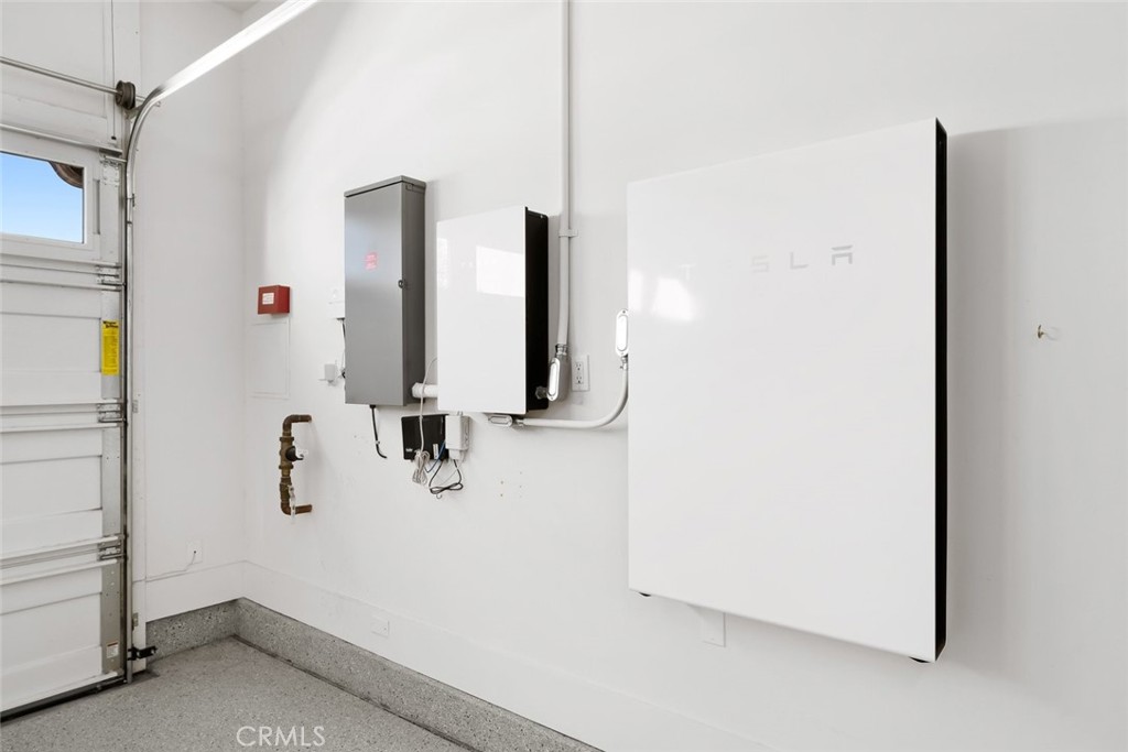 1590 Eucalyptus Road Nipomo, CA 93444 - Photo 49 of 75 One of two batteries.