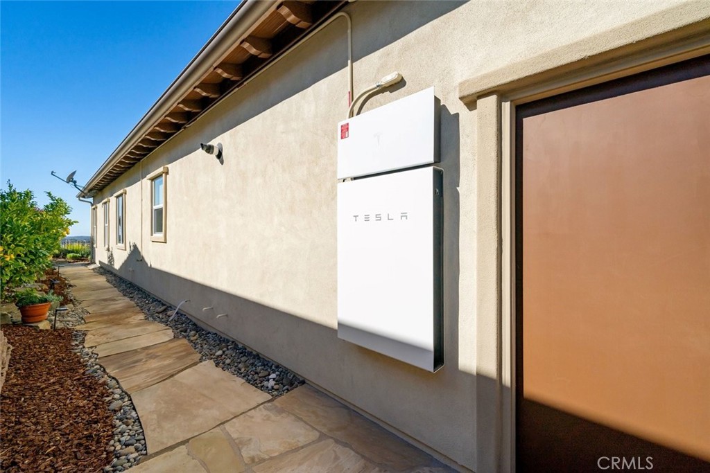 1590 Eucalyptus Road Nipomo, CA 93444 - Photo 50 of 75 One of two batteries.