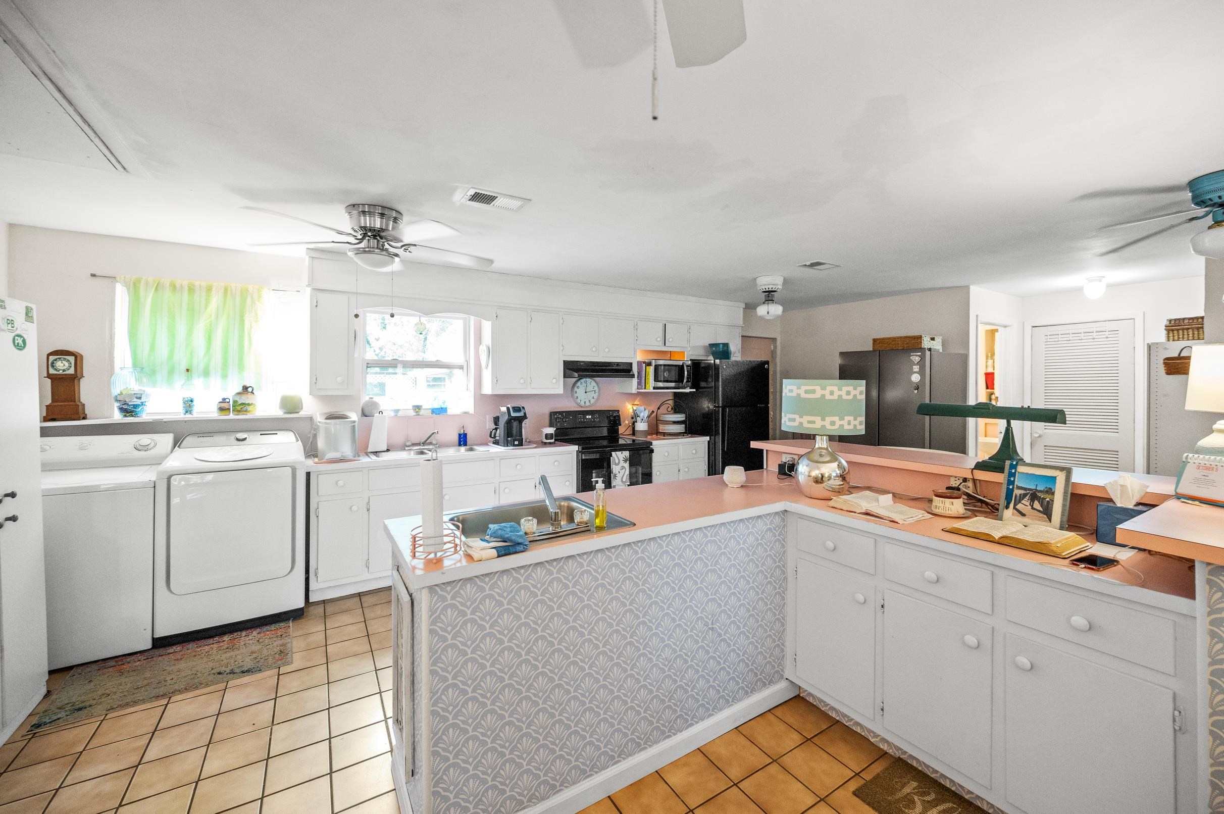 34100 Ickler Avenue Lillian, AL 36549 - Photo 13 of 40 Kitchen