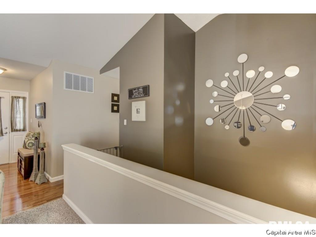 3708 Kerry Boulevard Springfield, IL 62712 - Photo 9 of 35 Gallery Image 9
