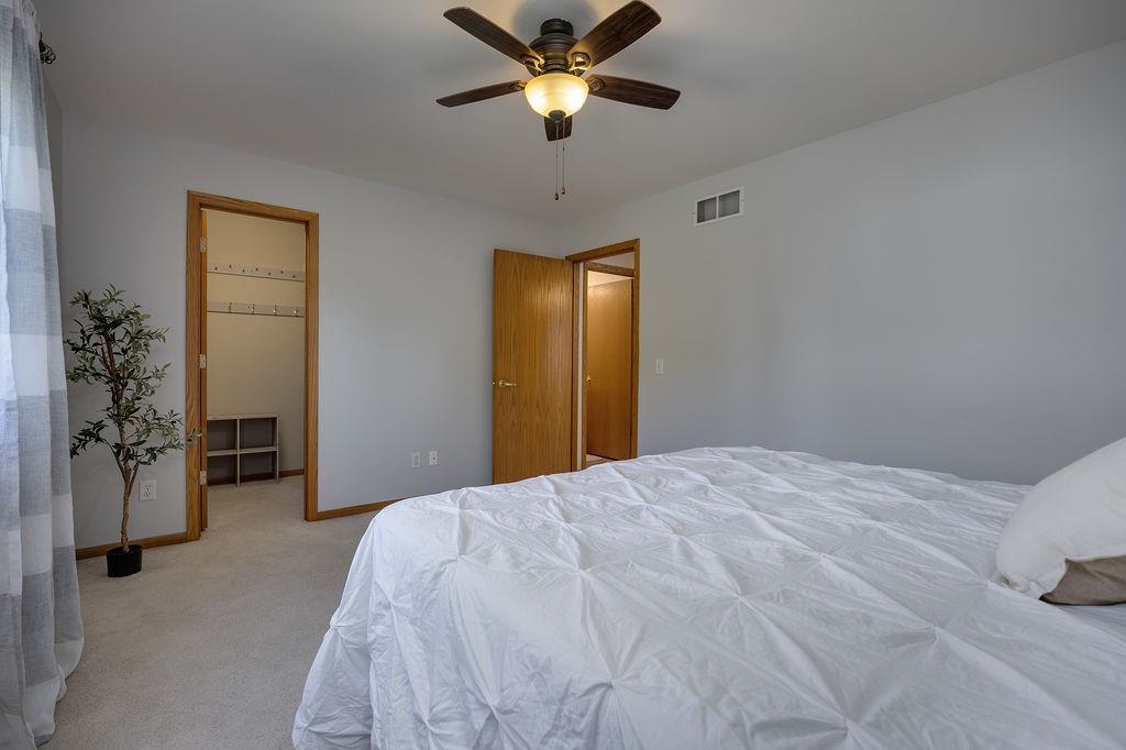 3533 Stonebridge Drive Madison, WI 53719 - Photo 19 of 43