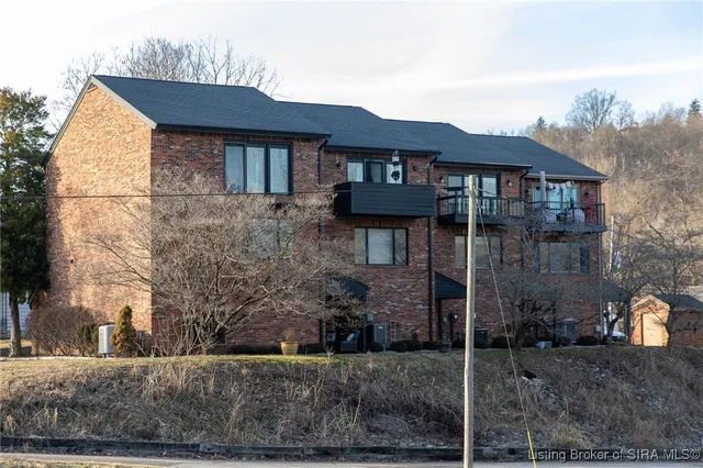 $254,900 | 1002 West Main Street, Madison, IN 47250