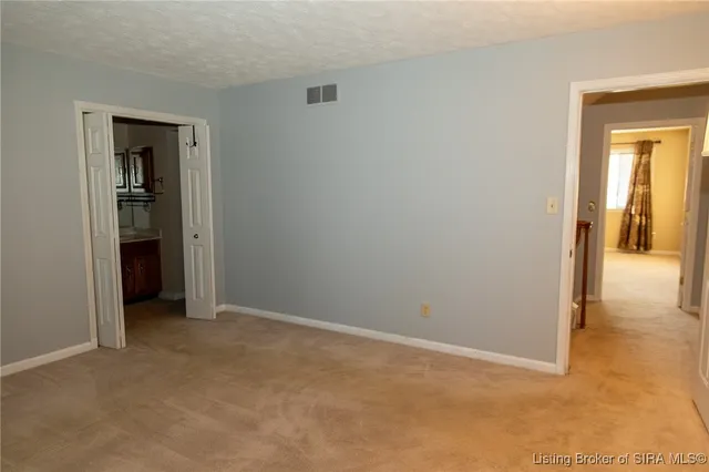 $254,900 | 1002 West Main Street, Madison, IN 47250