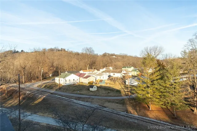 $254,900 | 1002 West Main Street, Madison, IN 47250