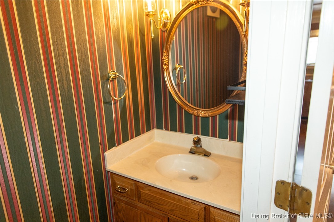 1002 West Main Street Madison, IN 47250 - Photo 31 of 50