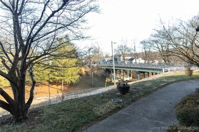 $254,900 | 1002 West Main Street, Madison, IN 47250