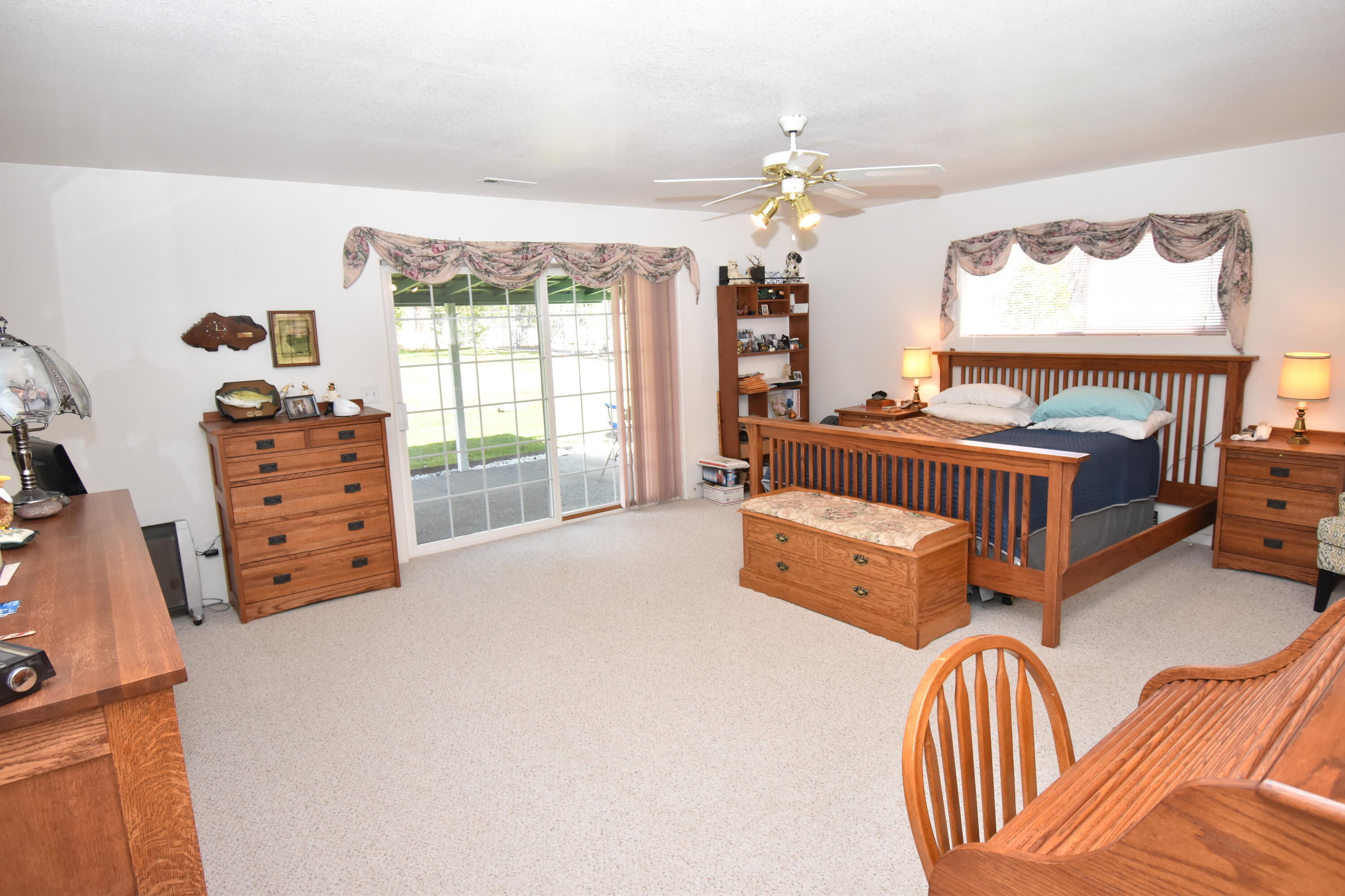 372 Bond Road Shady Cove, OR 97539 - Photo 27 of 33 Interior 14