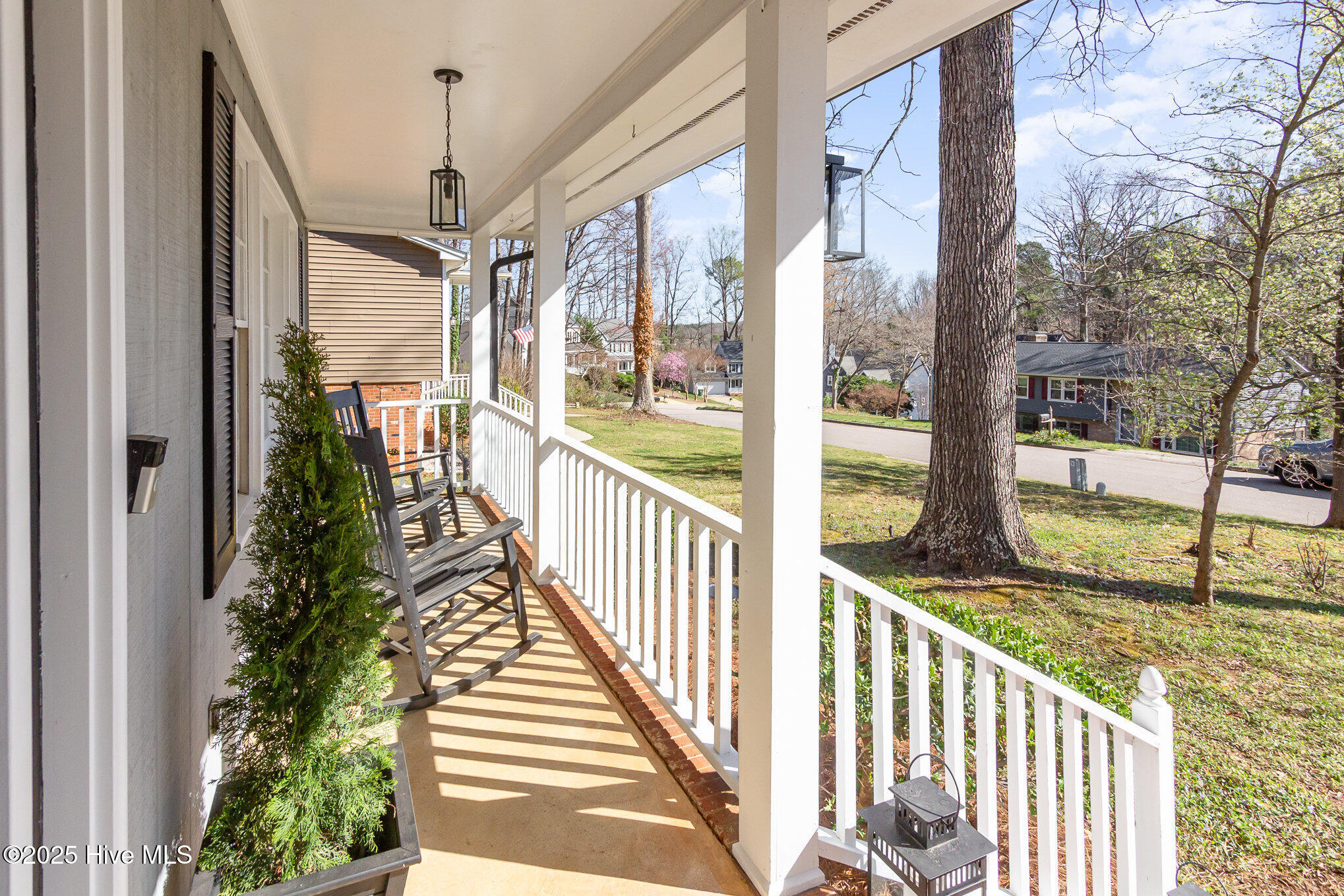 817 Roanoke Drive Cary, NC 27513 - Photo 4 of 26 005_img_9661-edit_30