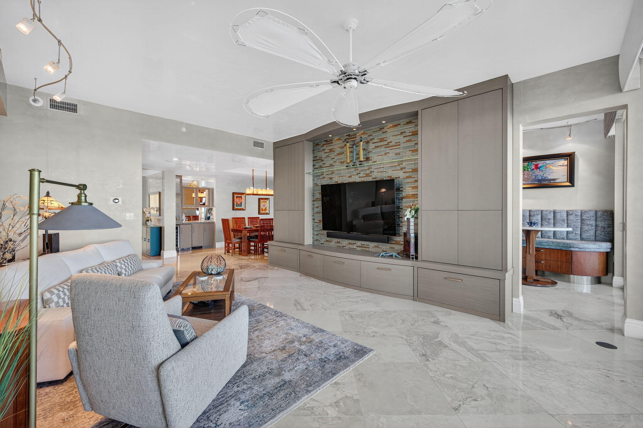 1600 South Ocean Boulevard, Unit MPH02 Lauderdale-by-the-Sea, FL 33062 - Photo 12 of 71 Living Room.