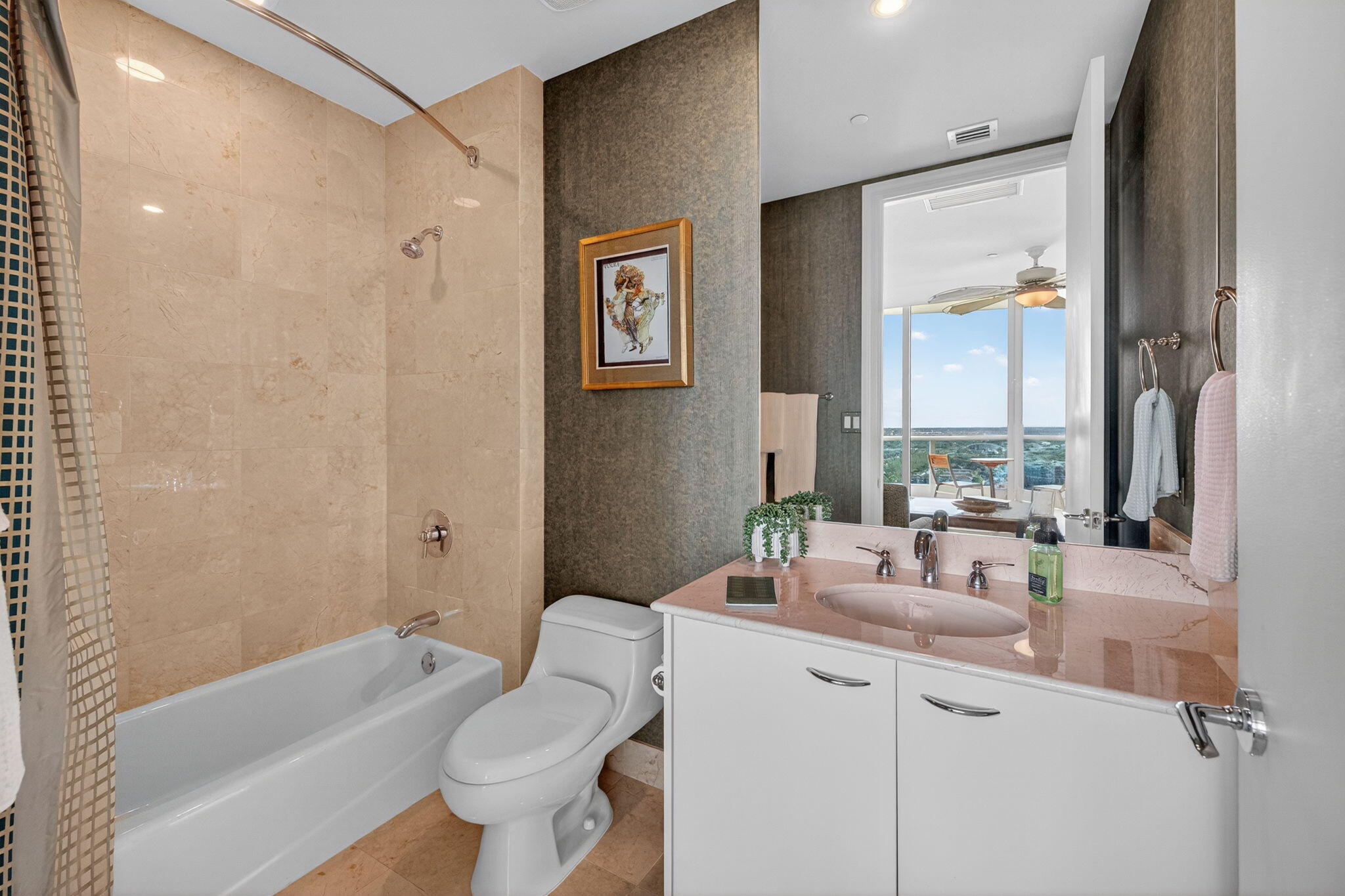 1600 South Ocean Boulevard, Unit MPH02 Lauderdale-by-the-Sea, FL 33062 - Photo 40 of 71 3rd Bdrm Bathroom