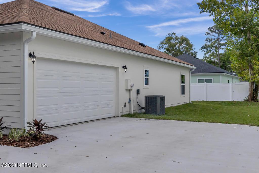 60 Dutton Island Road West Atlantic Beach, FL 32233 - Photo 2 of 23 60 Dutton Island Rd W-2
