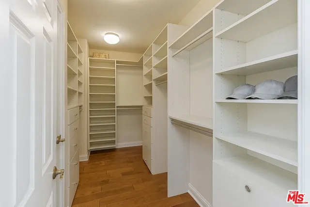 $2,295,000 | 23963 De Ville Way, Malibu, CA 90265