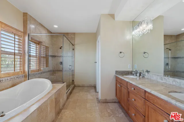 $2,295,000 | 23963 De Ville Way, Malibu, CA 90265