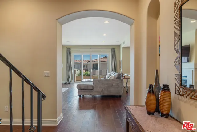 $2,295,000 | 23963 De Ville Way, Malibu, CA 90265