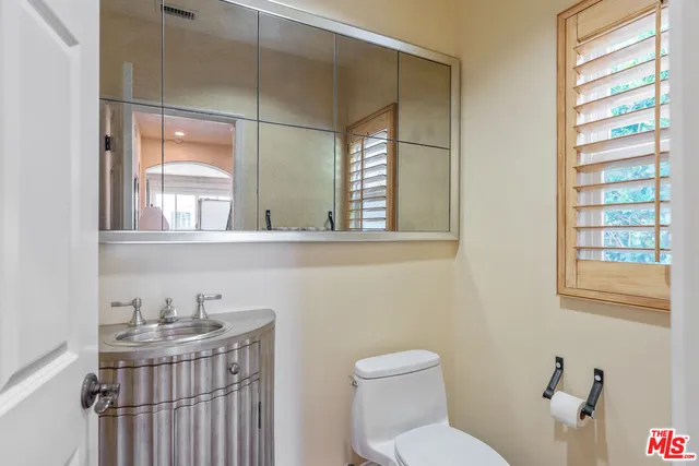 $2,295,000 | 23963 De Ville Way, Malibu, CA 90265