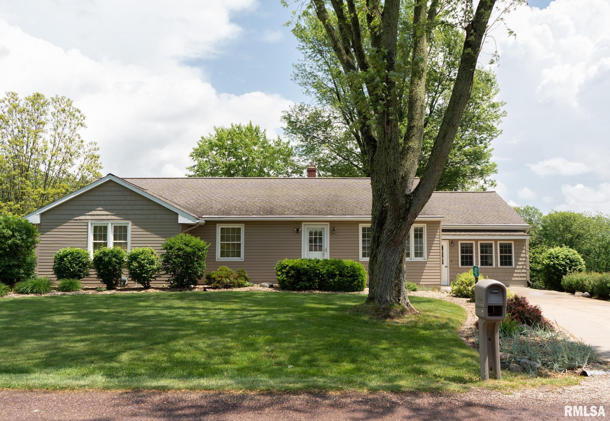 412 Timberlan Road Metamora, IL 61548 - Photo 2 of 35