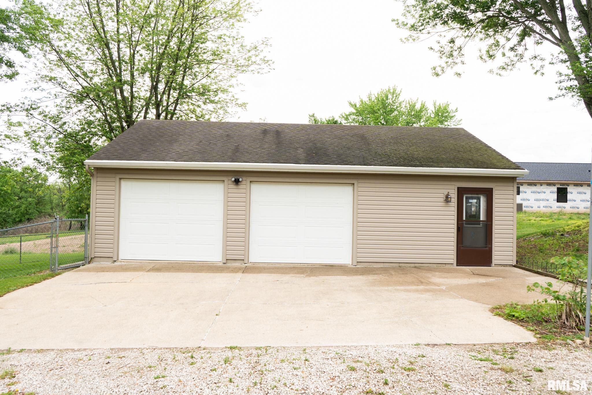 412 Timberlan Road Metamora, IL 61548 - Photo 8 of 35