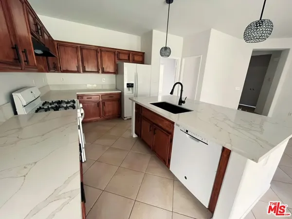 $2,950 | 3811 Eastgate N Road, Palm Springs, CA 92262