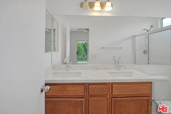 $2,950 | 3811 Eastgate N Road, Palm Springs, CA 92262