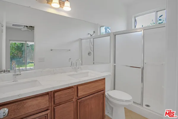 $2,950 | 3811 Eastgate N Road, Palm Springs, CA 92262