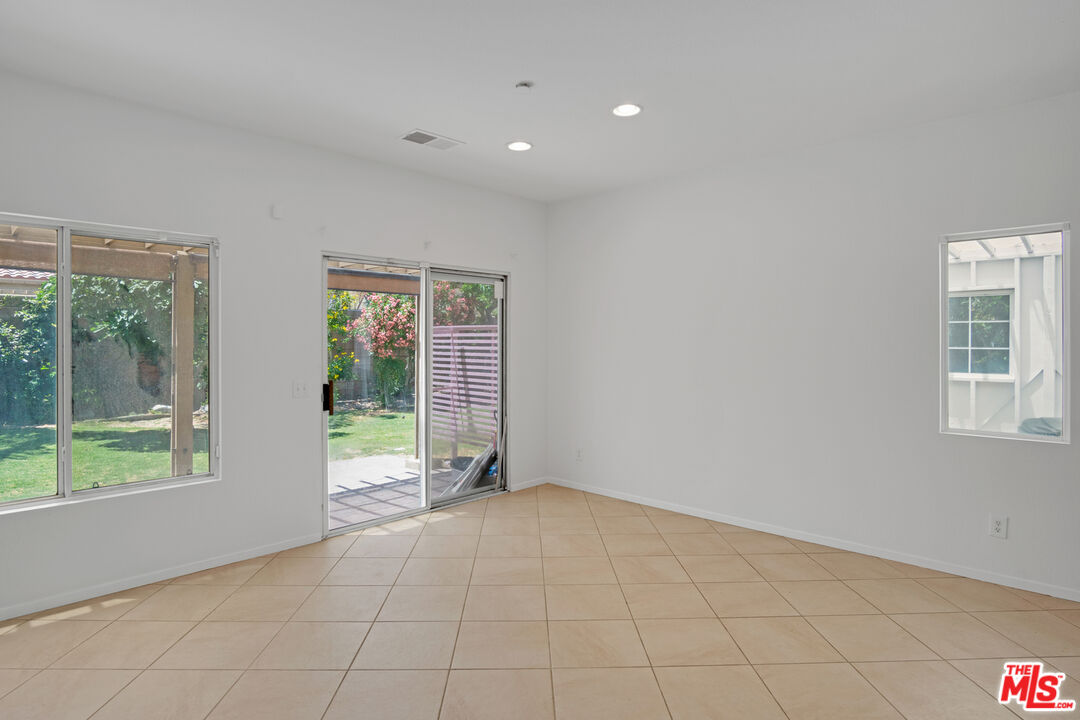 3811 Eastgate N Road Palm Springs, CA 92262 - Photo 6 of 34