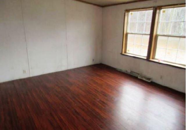 416 Braddock Road Markleysburg, PA 15459 - Photo 8 of 12