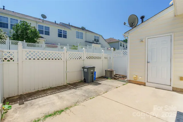 $275,000 | 827 Gentlewinds Court, Fort Mill, SC 29708