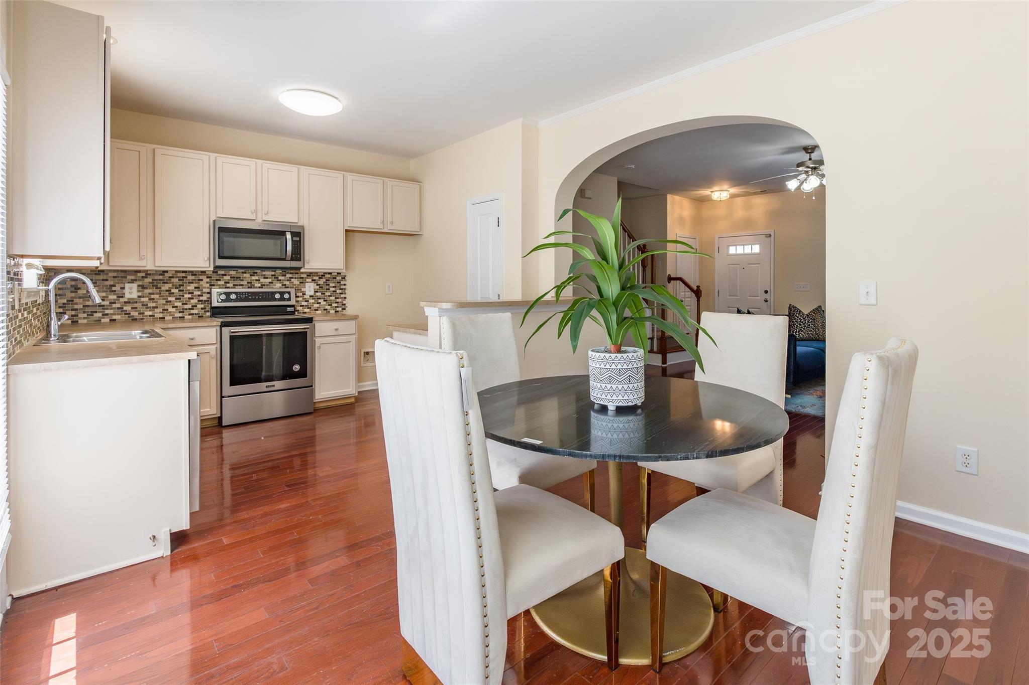 827 Gentlewinds Court Fort Mill, SC 29708 - Photo 8 of 29