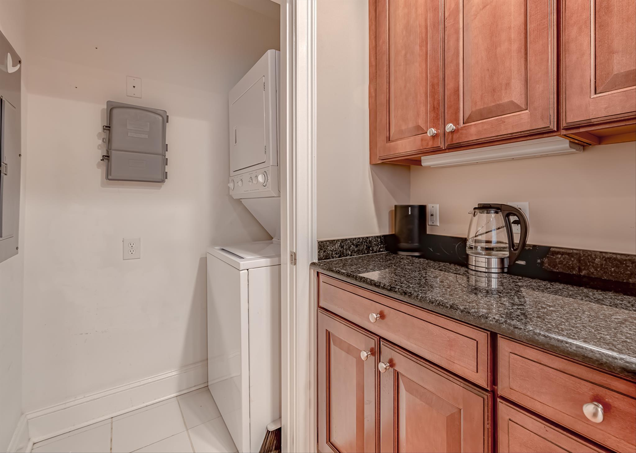 498 Albemarle Road, Unit 516 Charleston, SC 29407 - Photo 12 of 28 Laundry 1