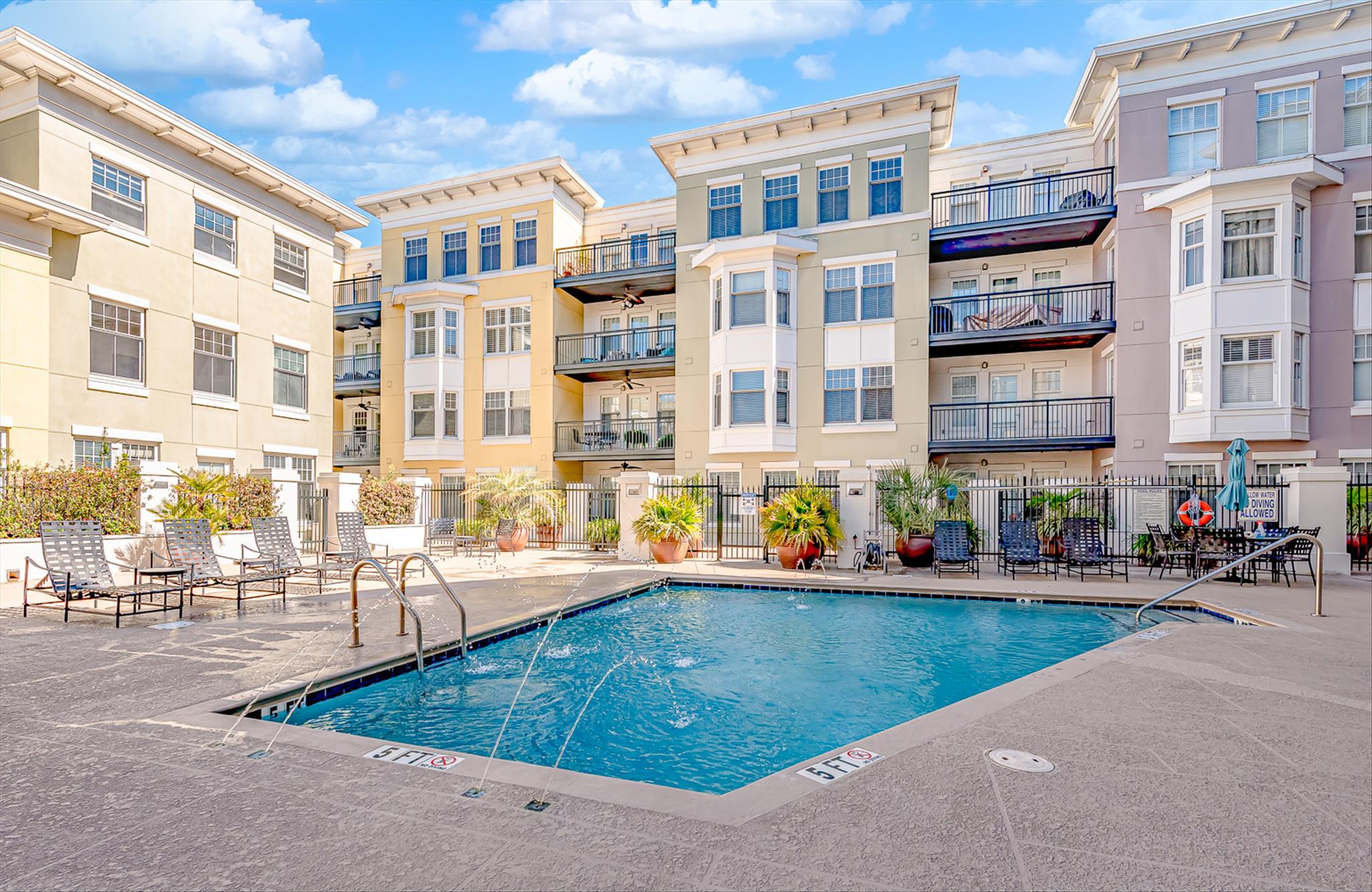 498 Albemarle Road, Unit 516 Charleston, SC 29407 - Photo 26 of 28 Pool 3