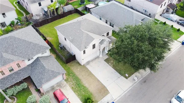 $2,200 | 4113 Periwinkle Avenue, McAllen, TX 78504