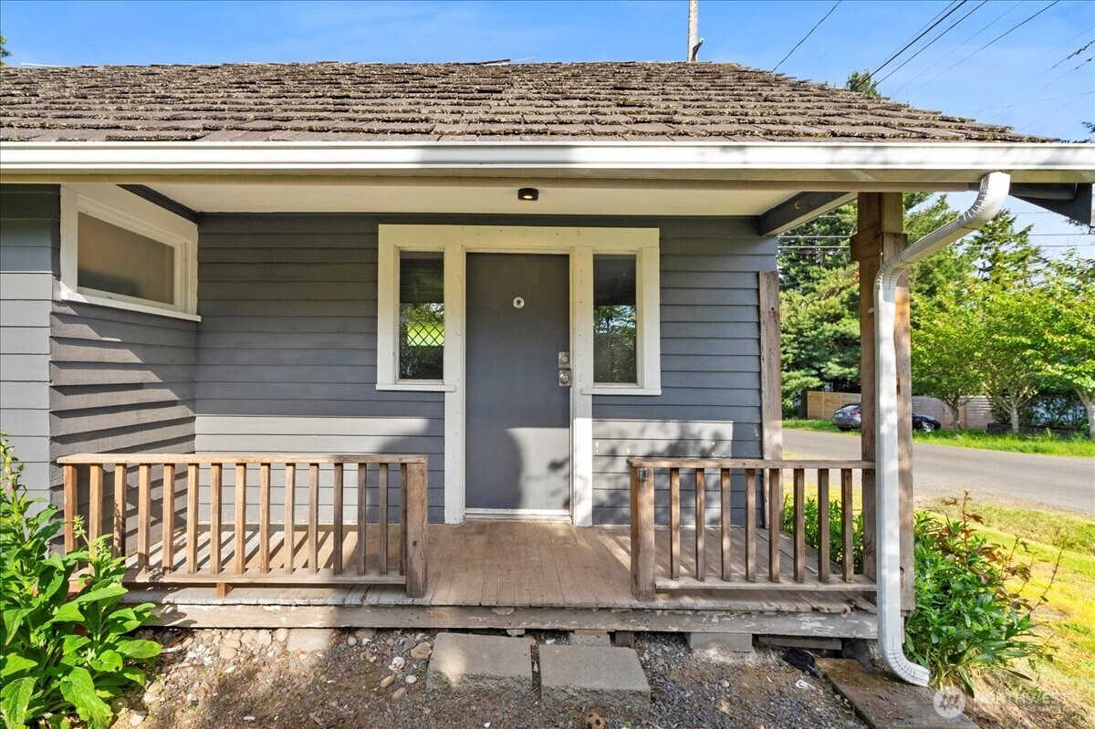 508 North 95th Street Seattle, WA 98103 - Photo 6 of 29 Gallery Image 6