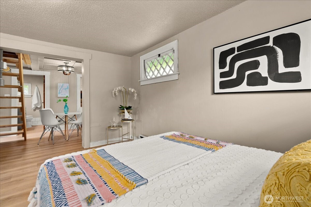 508 North 95th Street Seattle, WA 98103 - Photo 8 of 29 Gallery Image 8