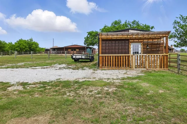 $1,200 | 13421 Emu Lane, Unit 2, Northlake, TX 76247