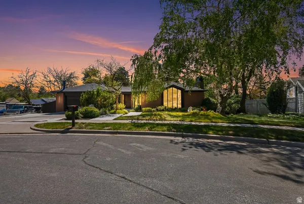 $1,499,999 | 3545 Avondale Drive, Cottonwood Heights, UT 84121
