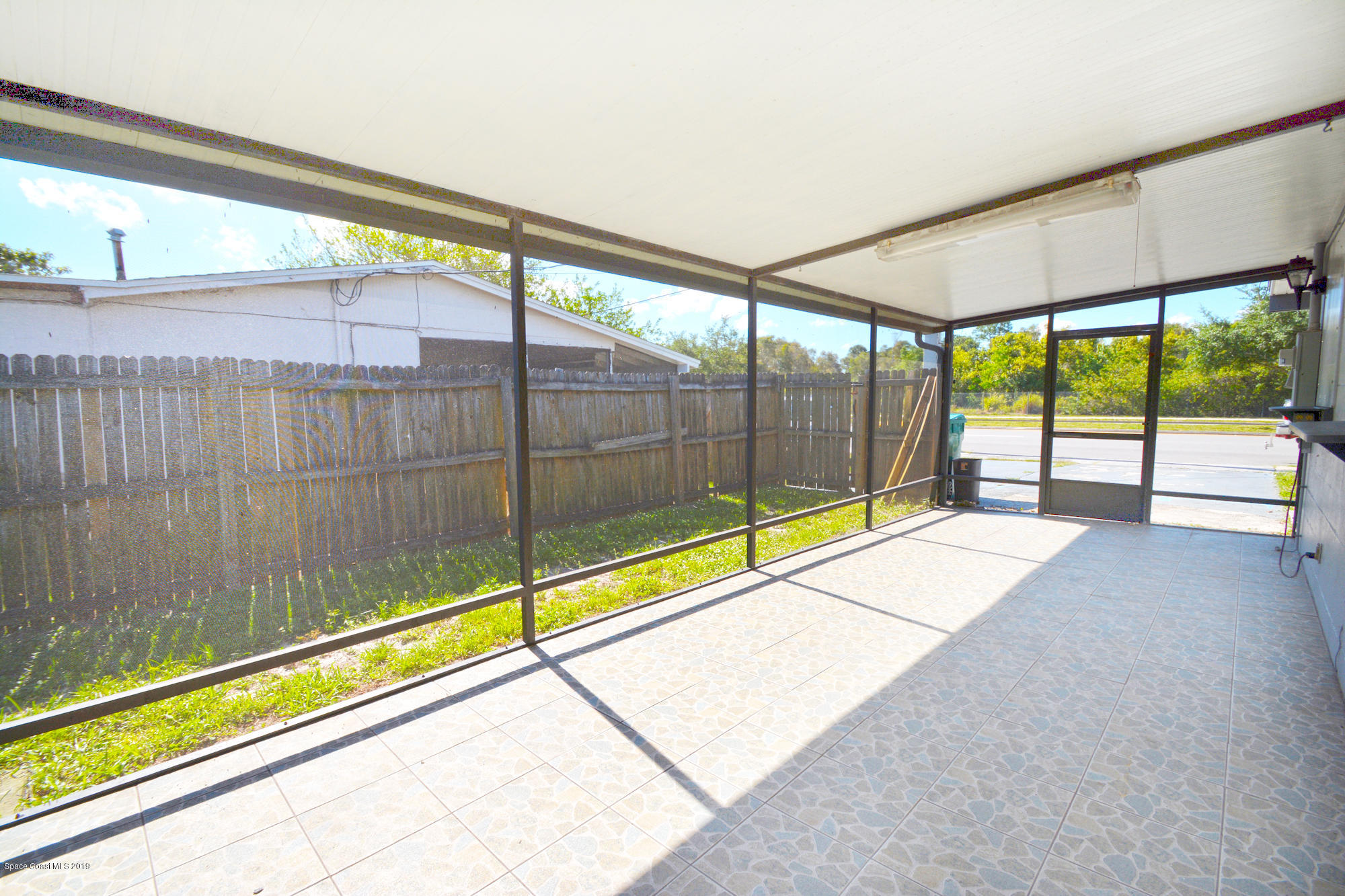 2244 Post Road Melbourne, FL 32935 - Photo 12 of 18 DSC_3642
