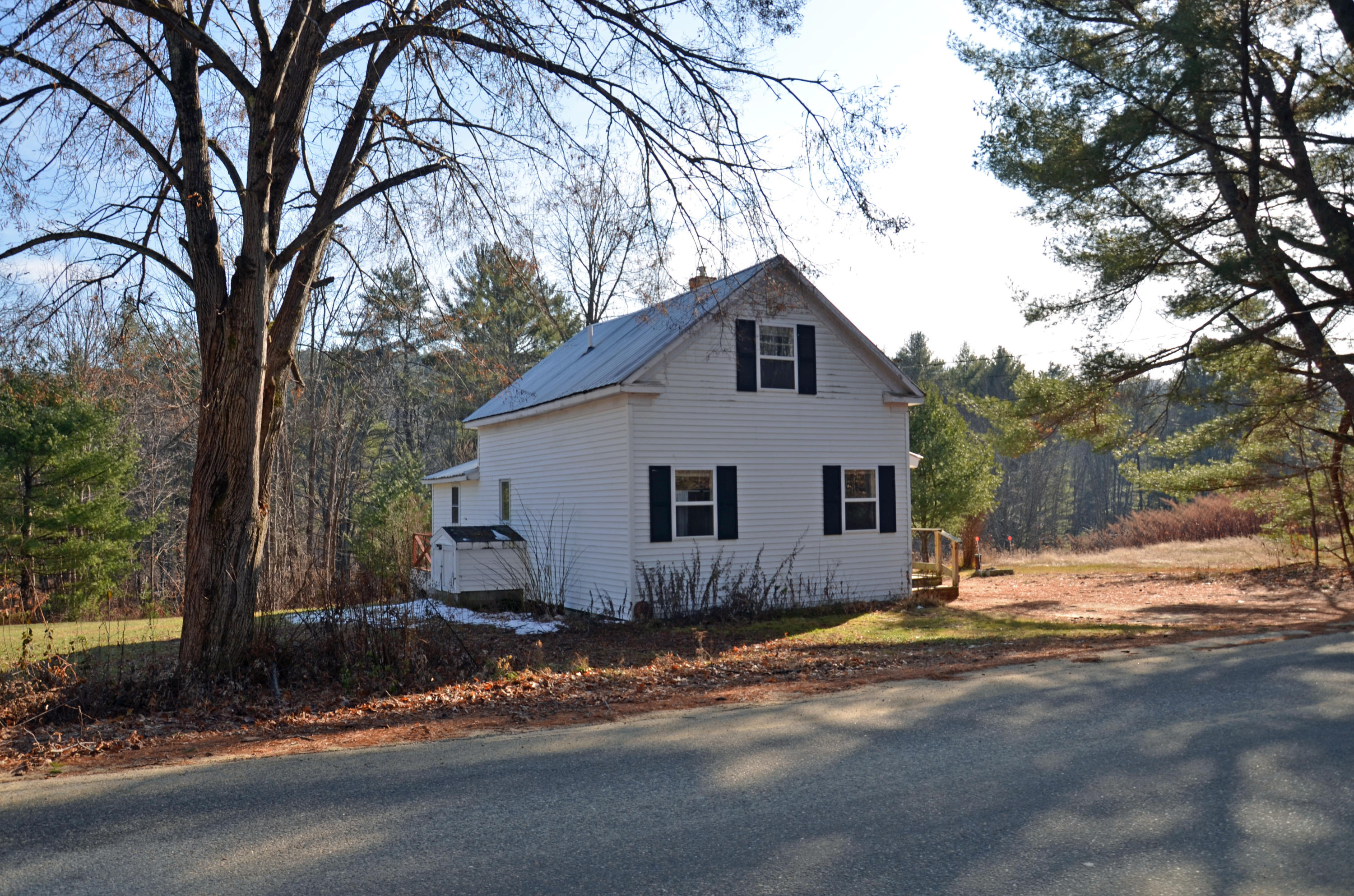 520 Plains Road Harrison, ME 04040 - Photo 5 of 27 DSC_8094_edited-1