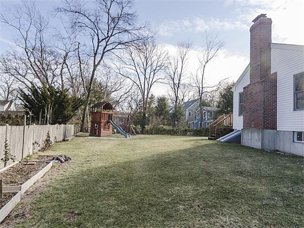 36 Barrett Street Needham, MA 02492 - Photo 18 of 20 Gallery Image 18