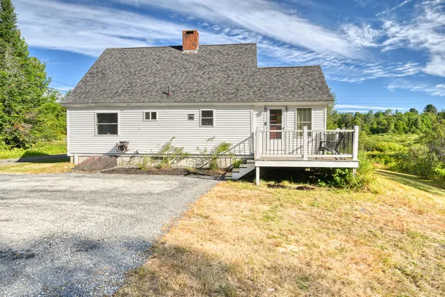 $234,000 | 2 Piper Lane, Abbot, ME 04406