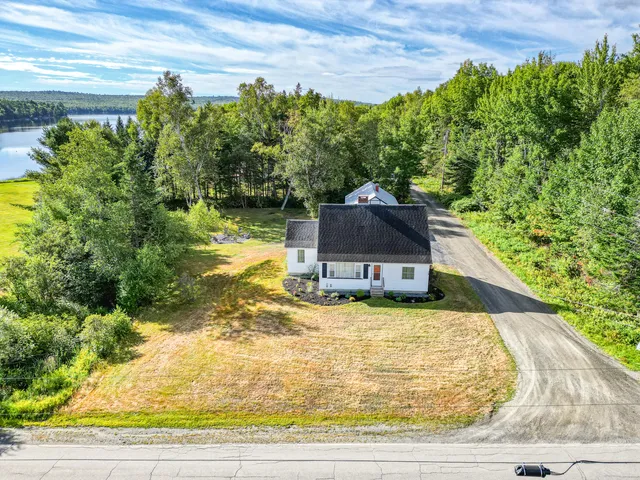 $234,000 | 2 Piper Lane, Abbot, ME 04406